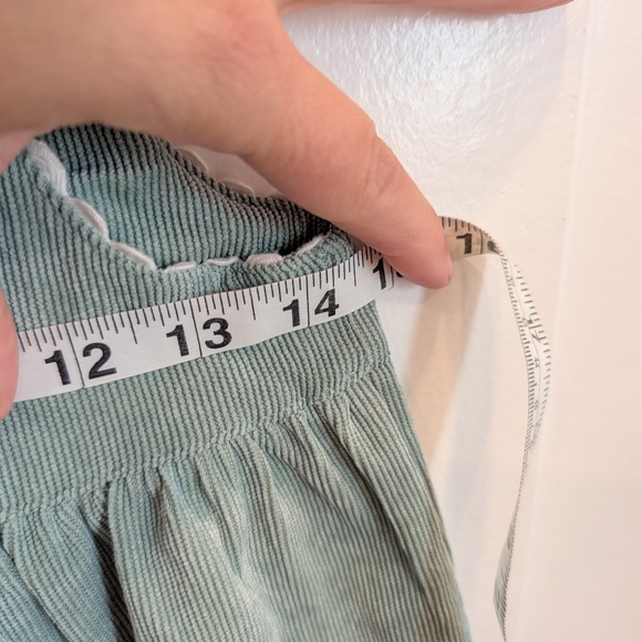 Girls Green Corduroy Jumper  Dress With Embroidered Sunflower Leaf Floral Design - Picture 8 of 8